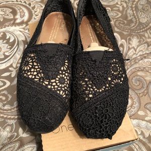 Classic black crochet Toms